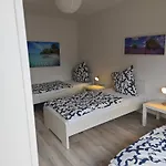 Exklusives In Fuer 6 Personen Mit Dachterasse Und Wintergarten Geilenkirchen