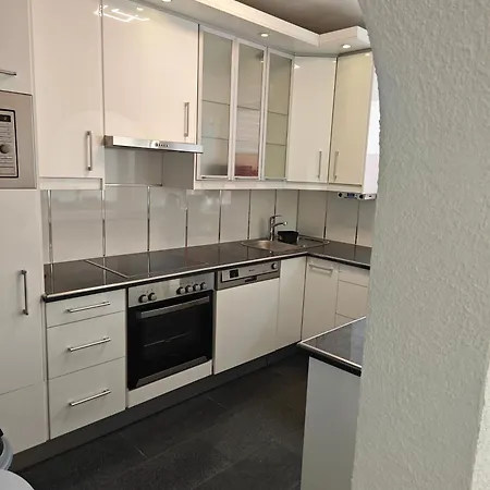 Exklusives In Fuer 6 Personen Mit Dachterasse Und Wintergarten Geilenkirchen