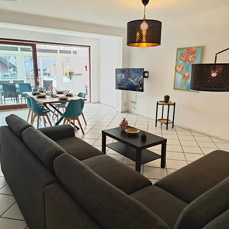 Exklusives In Fuer 6 Personen Mit Dachterasse Und Wintergarten * Geilenkirchen
