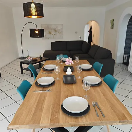 Exklusives In Für 6 Personen Mit Dachterasse Und Wintergarten *