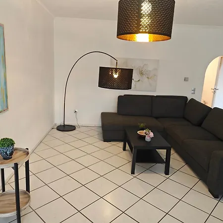 Exklusives In Fuer 6 Personen Mit Dachterasse Und Wintergarten Geilenkirchen