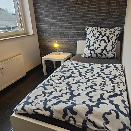 Exklusives In Fuer 6 Personen Mit Dachterasse Und Wintergarten Geilenkirchen
