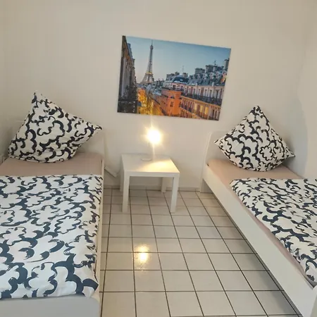 Apartment Exklusives In Für 6 Personen Mit Dachterasse Und Wintergarten Geilenkirchen