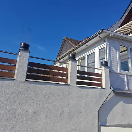 Exklusives In Fuer 6 Personen Mit Dachterasse Und Wintergarten Geilenkirchen