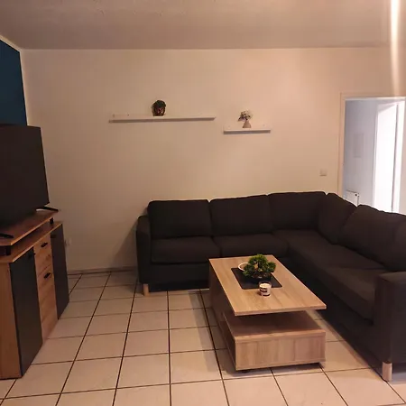 Apartment Exklusives In Fuer 6 Personen Mit Dachterasse Und Wintergarten *