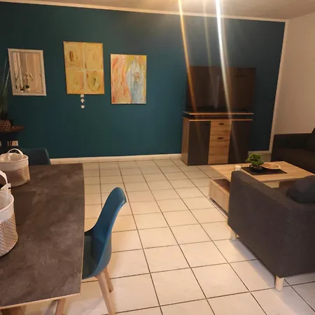 Exklusives In Fuer 6 Personen Mit Dachterasse Und Wintergarten Apartment Geilenkirchen
