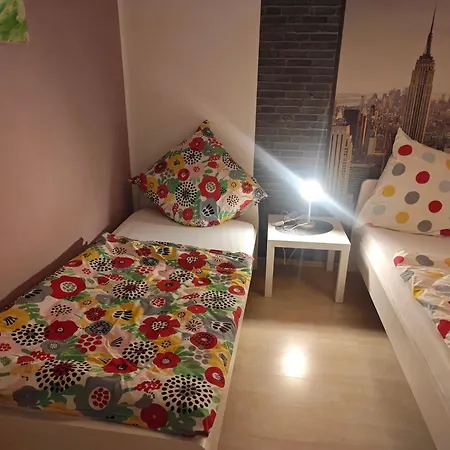 Apartment Exklusives In Fuer 6 Personen Mit Dachterasse Und Wintergarten