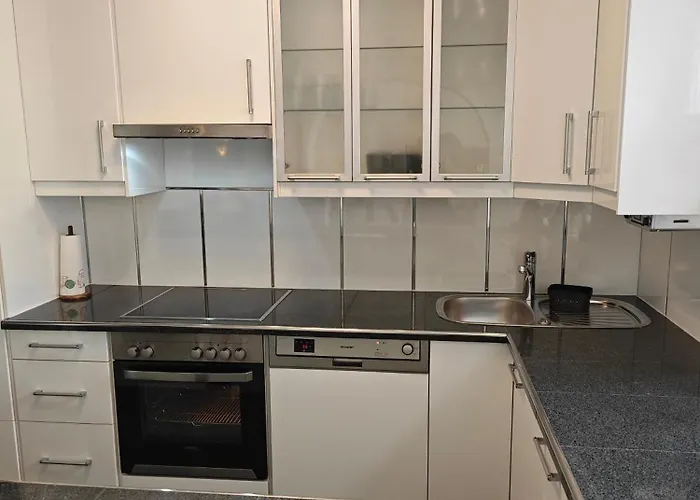 Apartment Exklusives In Fuer 6 Personen Mit Dachterasse Und Wintergarten
