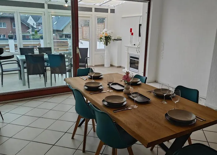 Apartment Exklusives In Fuer 6 Personen Mit Dachterasse Und Wintergarten