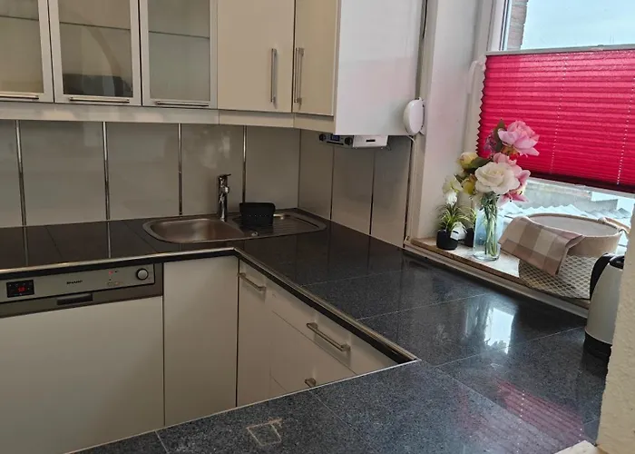 Apartment Exklusives In Fuer 6 Personen Mit Dachterasse Und Wintergarten Geilenkirchen