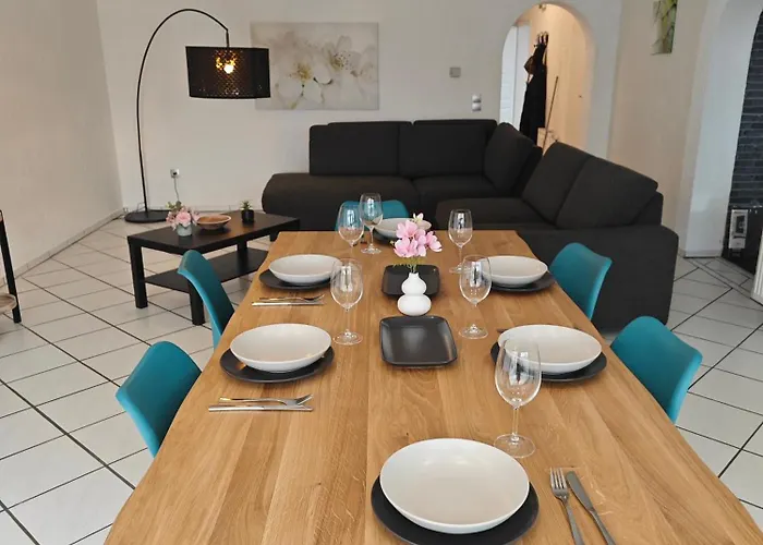 Appartement Exklusives In Fuer 6 Personen Mit Dachterasse Und Wintergarten Geilenkirchen