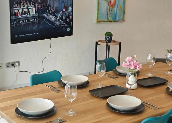 Apartment Exklusives In Fuer 6 Personen Mit Dachterasse Und Wintergarten *