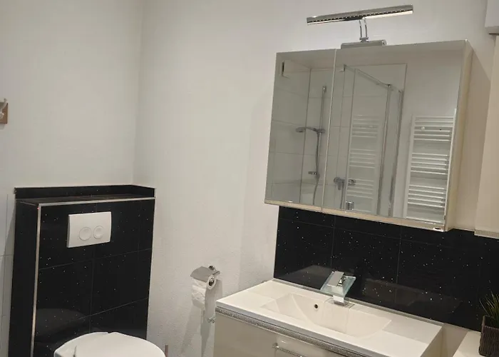 Appartement Exklusives In Fuer 6 Personen Mit Dachterasse Und Wintergarten *