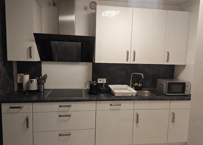 Apartment Exklusives In Fuer 6 Personen Mit Dachterasse Und Wintergarten *