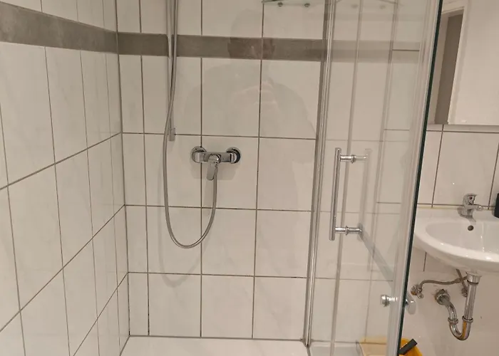 Appartement Exklusives In Fuer 6 Personen Mit Dachterasse Und Wintergarten Geilenkirchen